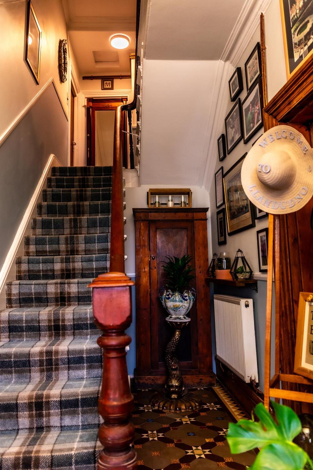 Mulberry House Hotel Llandudno Buitenkant foto
